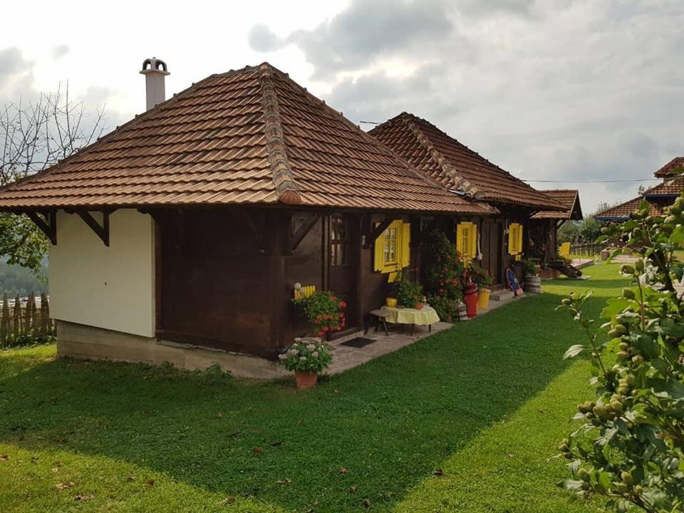 Etno Selo Rajski Konaci Leusici Exterior foto